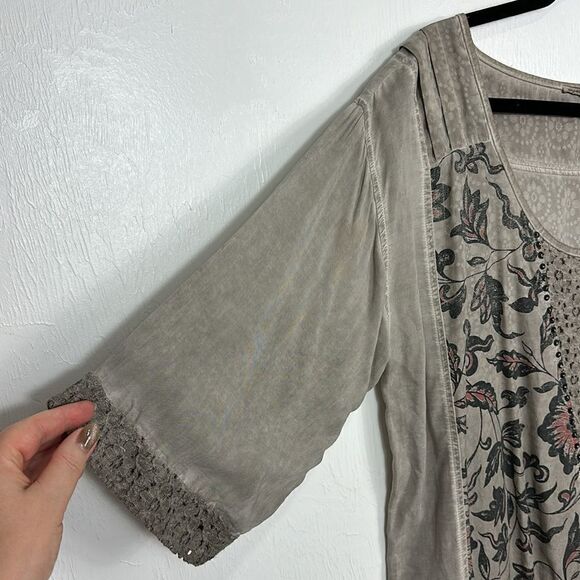 Angels Never Die Cotton Blend Gray Floral Print 3/4 Sleeve Tunic Top Size XL - Picture 2 of 10